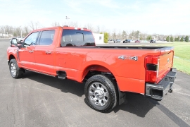Used 2023  Ford Super Duty F-250 4WD LARIAT Crew Cab SRW 6&period;75' Box at Dutro Auto near Zanesville&comma; OH