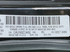 Used 2012 Jeep Grand Cherokee 4d SUV 4WD Laredo at Dutro Auto near Zanesville, OH