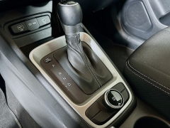 Used 2025  Hyundai Venue SEL IVT at Graham Auto Mall near Mansfield&comma; OH