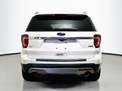 Used 2017  Ford Explorer 4d SUV 4WD XLT at Dutro Auto near Zanesville&comma; OH