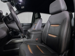 Used 2021  GMC Sierra 1500 4WD Crew Cab 147" AT4 at Dutro Auto near Zanesville&comma; OH