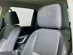Used 2021  Nissan Titan 4x4 Crew Cab SV at Dutro Auto near Zanesville&comma; OH