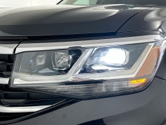 Used 2021  Volkswagen Atlas 2&period;0T SE w&sol;Technology FWD at Dutro Auto near Zanesville&comma; OH