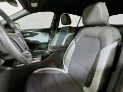 Used 2024  Buick Envista FWD 4dr Preferred at Dutro Auto near Zanesville&comma; OH