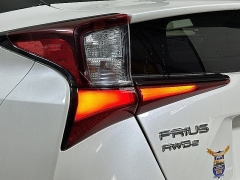 Used 2019  Toyota Prius XLE AWD at Dutro Auto near Zanesville&comma; OH