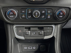 Used 2022  GMC Terrain AWD 4dr SLE at Graham Auto Mall near Mansfield, OH