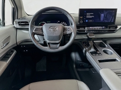 Used 2025  Toyota Sienna XLE Autono-MaaS FWD 7-Passenger at Dutro Auto near Zanesville&comma; OH