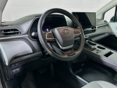 Used 2025  Toyota Sienna XLE Autono-MaaS FWD 7-Passenger at Dutro Auto near Zanesville&comma; OH