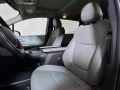 Used 2025  Toyota Sienna XLE Autono-MaaS FWD 7-Passenger at Dutro Auto near Zanesville&comma; OH