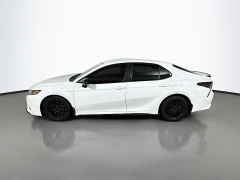 Used 2018  Toyota Camry 4d Sedan SE at Dutro Auto near Zanesville&comma; OH