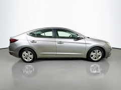 Used 2020  Hyundai Elantra 4d Sedan Value Edition at Dutro Auto near Zanesville&comma; OH
