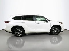 Used 2023  Toyota Highlander XLE AWD at Graham Auto Mall near Mansfield, OH