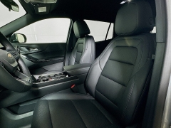 New 2026  Chevrolet Equinox FWD 4dr LT w&sol;1LT at Graham Auto Mall near Mansfield&comma; OH