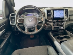 Used 2022  Ram 1500 4WD Big Horn Crew Cab 5'7" Box Lvl 2 at Dutro Auto near Zanesville&comma; OH
