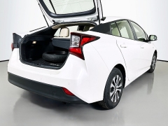 Used 2019  Toyota Prius XLE AWD at Dutro Auto near Zanesville&comma; OH