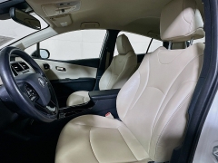 Used 2019  Toyota Prius XLE AWD at Dutro Auto near Zanesville&comma; OH