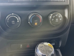 Used 2014  Jeep Patriot 4d SUV FWD Sport at Graham Auto Mall near Mansfield&comma; OH