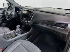 Used 2023  Chevrolet Traverse FWD 4dr LT Cloth w/1LT at Graham Auto Mall near Mansfield, OH