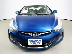 Used 2016  Hyundai Elantra 4d Sedan SE Auto at Graham Auto Mall near Mansfield, OH