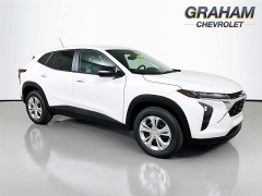 New 2026  Chevrolet Trax FWD 4dr LS at Graham Auto Mall near Mansfield&comma; OH