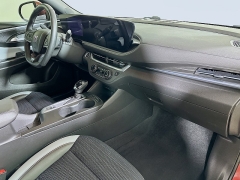 Used 2024  Buick Envista FWD 4dr Preferred at Dutro Auto near Zanesville&comma; OH