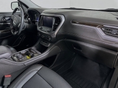 Used 2021  GMC Acadia AWD 4dr AT4 at Dutro Auto near Zanesville, OH