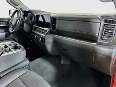 Used 2025  Chevrolet Silverado 1500 4WD Crew Cab 147" LT w&sol;1LT at Graham Auto Mall near Mansfield&comma; OH