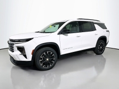 New 2026  Chevrolet Traverse AWD 4dr LT w&sol;2LT at Dutro Auto near Zanesville&comma; OH