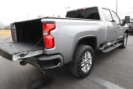 Used 2024  Chevrolet Silverado 2500HD 4WD Crew Cab 159" High Country Gas at Dutro Auto near Zanesville&comma; OH