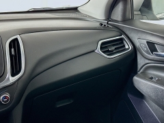 Used 2021  Chevrolet Equinox FWD 4dr LT w/1LT at Dutro Auto near Zanesville, OH