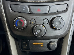 Used 2020  Chevrolet Trax 4d SUV AWD LT at Dutro Auto near Zanesville&comma; OH