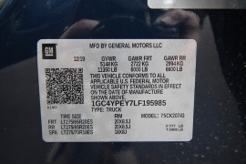 Used 2020  Chevrolet Silverado 2500 4WD Crew Cab LTZ Dsl at Dutro Auto near Zanesville&comma; OH