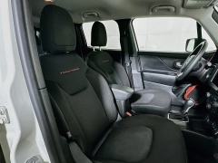 Used 2023  Jeep Renegade Trailhawk 4x4 at Dutro Auto near Zanesville&comma; OH