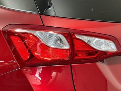Used 2020  Chevrolet Equinox 4d SUV FWD LT w&sol;2FL at Dutro Auto near Zanesville&comma; OH
