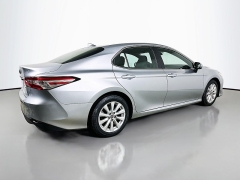 Used 2020  Toyota Camry 4d Sedan LE at Dutro Auto near Zanesville&comma; OH