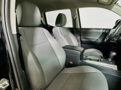 Used 2021  Toyota Tacoma 4WD SR5 Double Cab 6ft Bed V6 AT at Graham Auto Mall near Mansfield&comma; OH