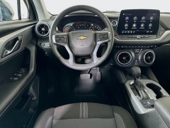 Used 2024  Chevrolet Blazer FWD 4dr LT w&sol;2LT at Graham Auto Mall near Mansfield&comma; OH