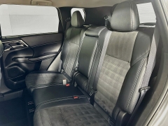 Used 2024  Mitsubishi Outlander SE S-AWC at Dutro Auto near Zanesville&comma; OH