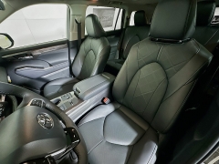 New 2026  Toyota Highlander Hybrid Platinum AWD at Dutro Auto near Zanesville&comma; OH