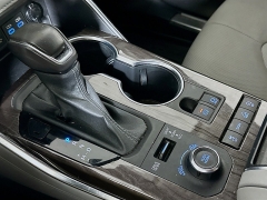 Used 2022  Toyota Highlander Platinum AWD at Graham Auto Mall near Mansfield, OH