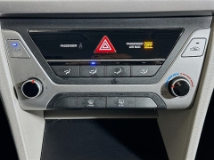 Used 2018  Hyundai Elantra 4d Sedan SEL at Dutro Auto near Zanesville&comma; OH