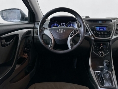 Used 2016  Hyundai Elantra 4d Sedan SE Auto at Graham Auto Mall near Mansfield, OH