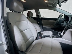 Used 2017  Hyundai Elantra 4d Sedan SE Auto at Graham Auto Mall near Mansfield&comma; OH