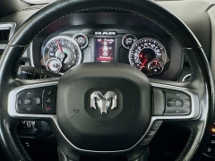 Used 2019  Ram 1500 4WD Crew Cab Big Horn&sol;Lone Star at Dutro Auto near Zanesville&comma; OH