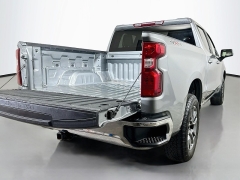 Used 2024  Chevrolet Silverado 1500 4WD Crew Cab 147" LT w&sol;1LT at Dutro Auto near Zanesville&comma; OH