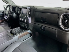 Used 2021  GMC Sierra 1500 4WD Crew Cab 147" SLT at Dutro Auto near Zanesville&comma; OH