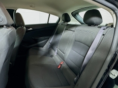 Used 2017  Chevrolet Cruze 4d Hatchback LT Auto at Dutro Auto near Zanesville&comma; OH