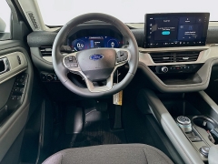 New 2026  Ford Explorer Active w&sol;100A Pkg 4WD at Dutro Auto near Zanesville&comma; OH