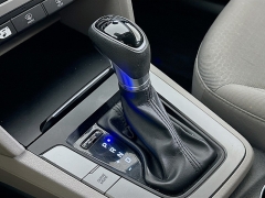 Used 2017  Hyundai Elantra 4d Sedan SE Auto at Graham Auto Mall near Mansfield&comma; OH