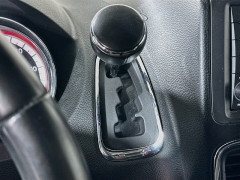 Used 2019  Dodge Grand Caravan 4d Wagon SXT at Dutro Auto near Zanesville&comma; OH